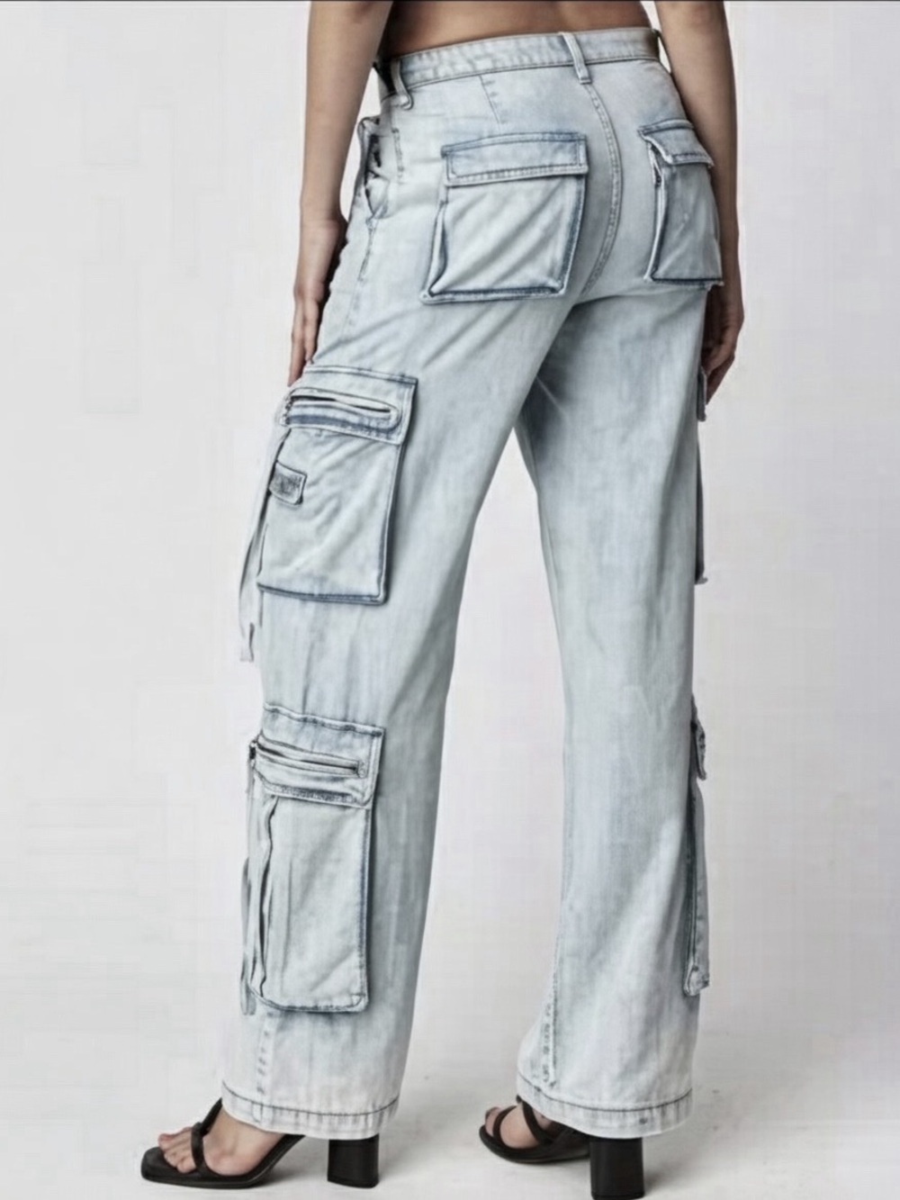 BLANK NYC Franklin Rib Cage Oversized Cargo Pockets Relaxed Jeans--NWT--28 - Picture 6 of 13